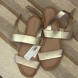 Old navy sandals, NWT